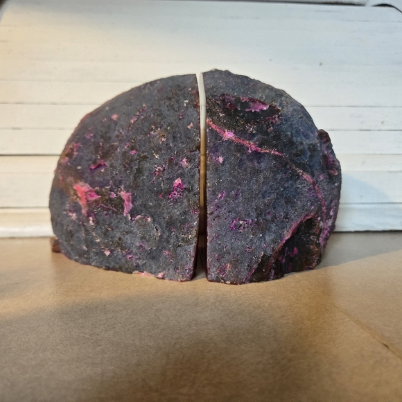 Geode Agate Crystal Bookends In Pink/purple - Picture 4 of 7